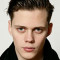 Toda la información sobre el actor Bill Skarsgård