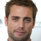 Toda la información sobre el actor Dustin Milligan