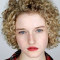 Toda la información sobre la actriz Julia Garner
