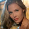 Toda la información sobre la actriz Leslie Bibb