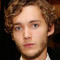 Toda la información sobre el actor Toby Regbo