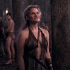Bonnie Sveen como Chadara en la serie 'Spartacus'