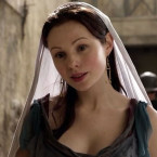 Brooke Williams como Aurelia en la serie 'Spartacus'