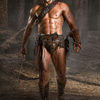 Manu Bennett es Crixus en la serie 'Spartacus'