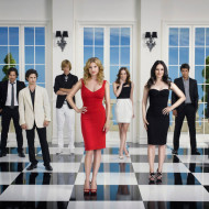 Protagonistas de la serie Revenge