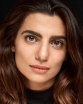 Ficha de Claudia Doumit