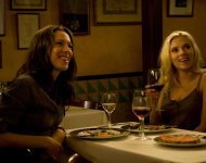 Rebecca Hall y Scarlett Johansson en Vicky Cristina Barcelona (2008)