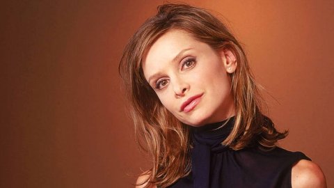 Calista Flockhart y Mehcad Brooks se unen a la serie Supergirl que prepara la CBS