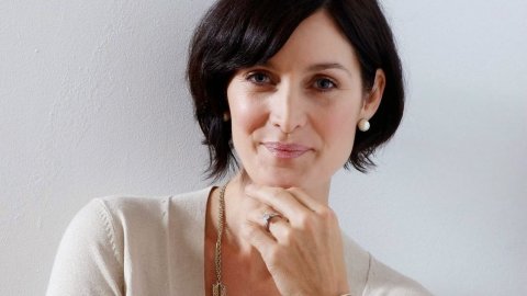 Carrie-Anne Moss ficha por la serie basada en la superheroína de Marvel Jessica Jones