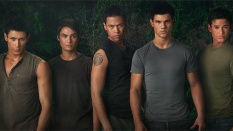 Clip de Luna Nueva, con Taylor Lautner y Los Hombres Lobo
