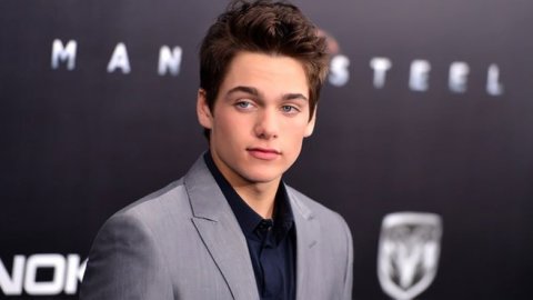 Dylan Sprayberry ficha por la cuarta temporada de Teen Wolf