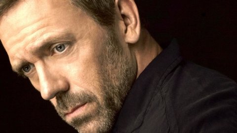 Hugh Laurie y Kiefer Sutherland en 'La Marca Amarilla'