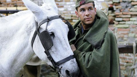 La Mula, con Mario Casas y María Valverde: Estreno en cines el 10 de Mayo