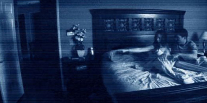 Trailer de Paranormal Activity en español