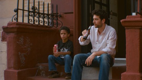 Tráiler en español de Happythankyoumoreplease, con Josh Radnor
