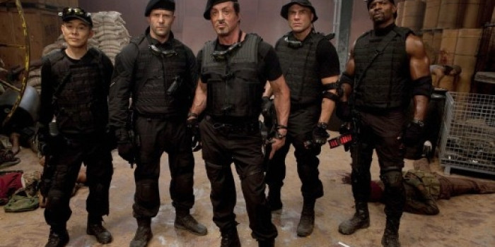 Trailer en español de Los Mercenarios 2 (The Expendables 2)