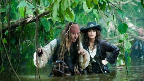 Tráiler en español de Piratas del Caribe 4: En mareas misteriosas