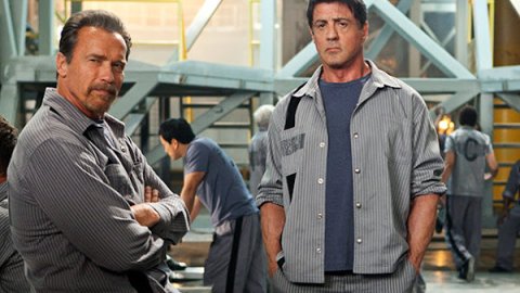 Tráiler en español de Plan de Escape, con Sylvester Stallone y Arnold Schwarzenegger