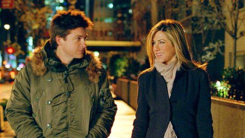 Tráiler en español de Un pequeño cambio, con Jennifer Aniston y Jason Bateman