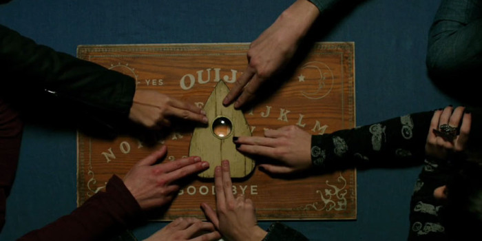 Trailer en español de Ouija, terror de la mano de Stiles White (Señales del futuro)